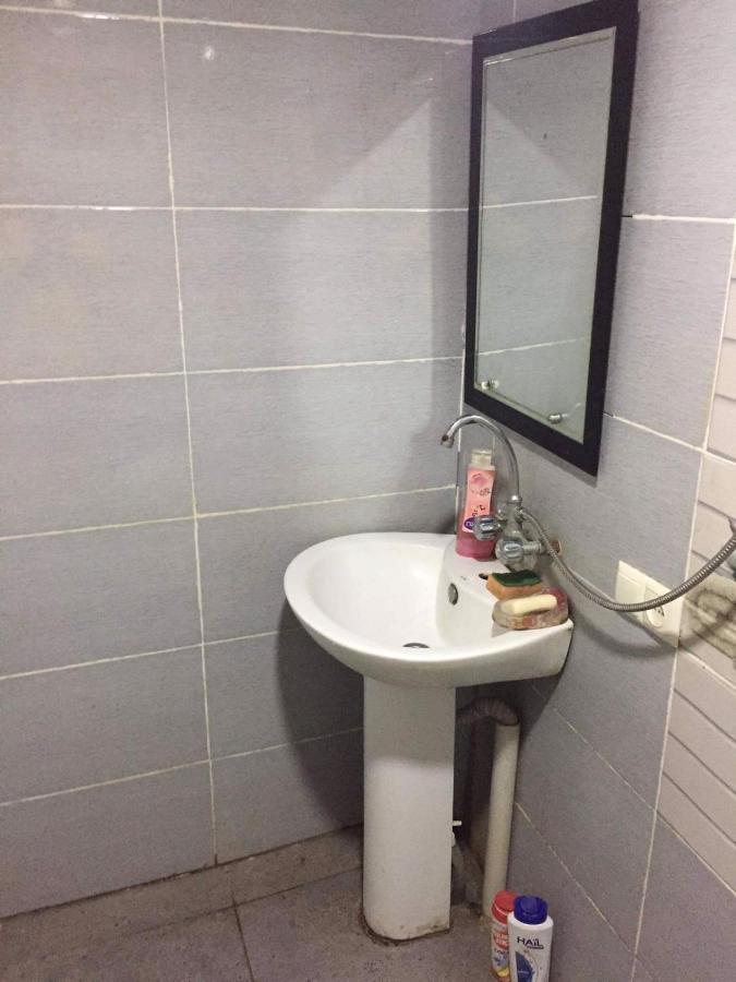 Mera Hostel Partskhanaqanevi Buitenkant foto