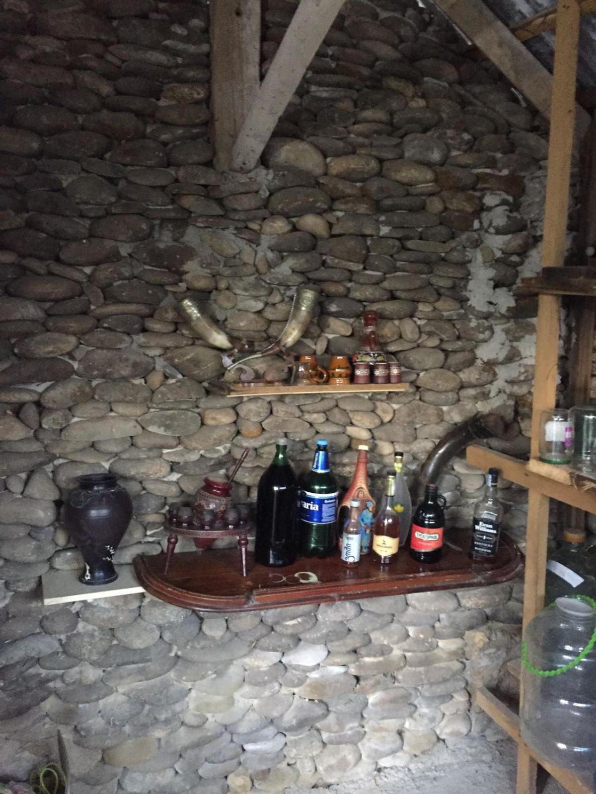 Mera Hostel Partskhanaqanevi Buitenkant foto