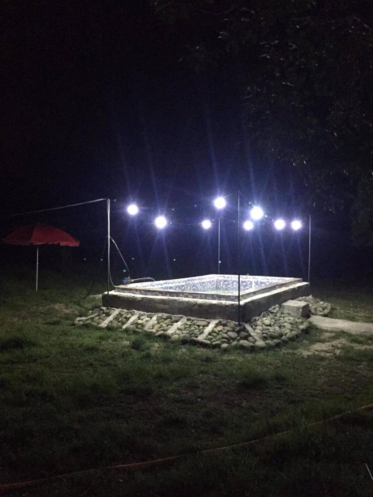 Mera Hostel Partskhanaqanevi Buitenkant foto